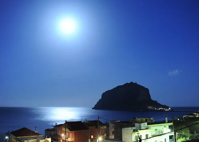 Angela's House Монемвазия